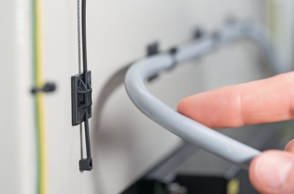 Q-mounts självhäftande