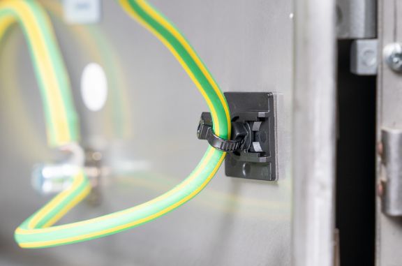 roterbara buntbandsfästet Swivel Mount