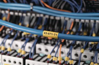 Värmekrympetiketter med låg brandrisk för rälsapplikationer