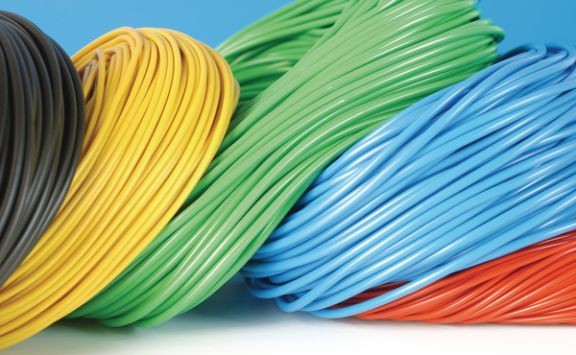 PVC skyddsslang i svart, gul, grön, blå och röd