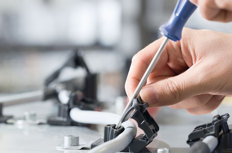 P-klämman Ratchet P-Clamp kan återanvändas