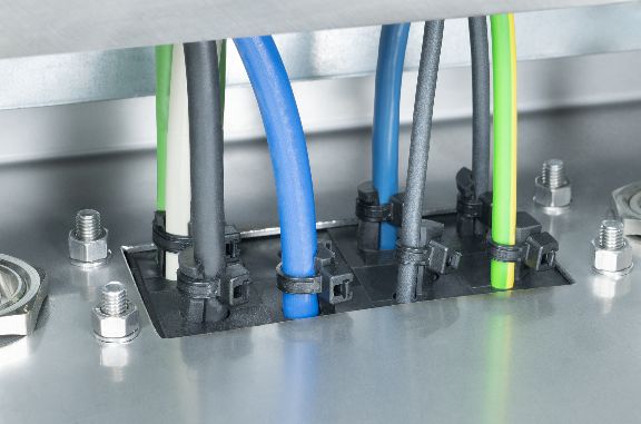 Kabelgenomföringsplatta VarioPlate-system överensstämmer med skyddsklasserna IP65 och IP66