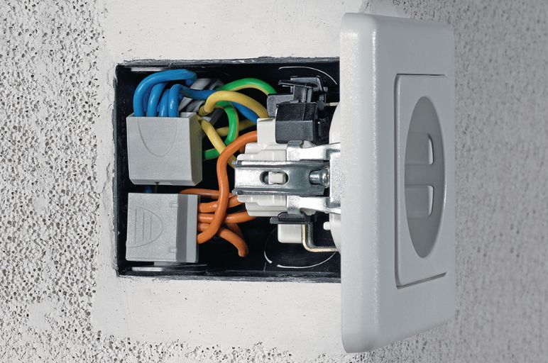 Toppklämma HelaCon Easy installation