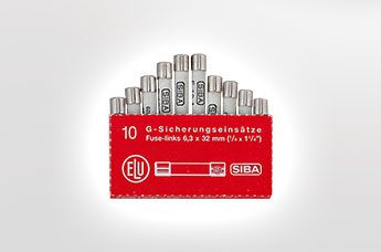 Sortiment av SIBA miniatyrsäkringar i förpackning